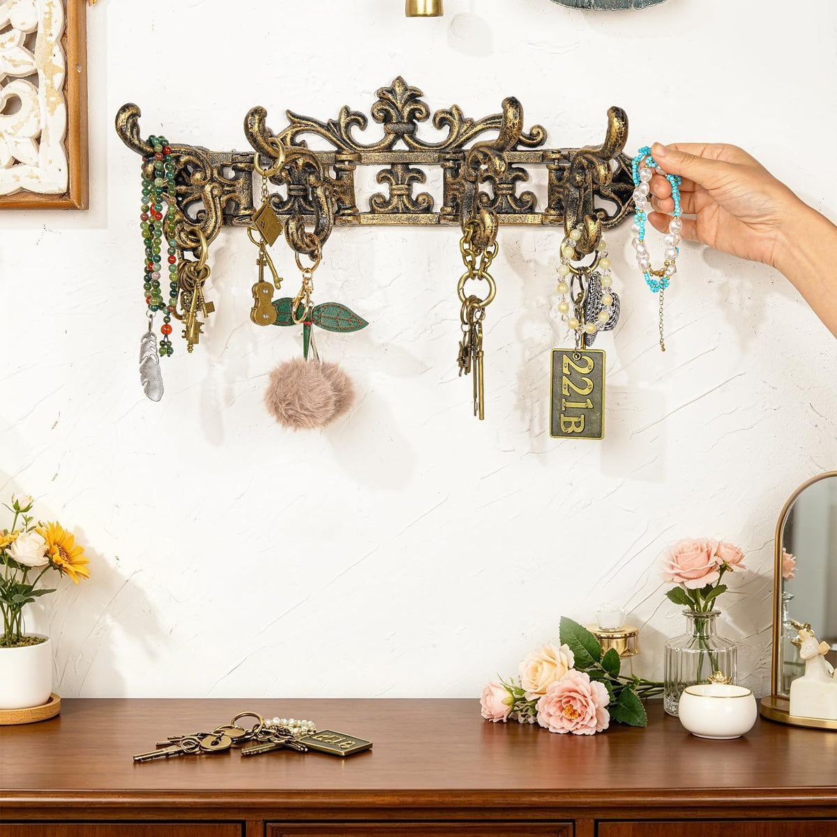 Black Gold 4-Arm Swivel Wall Hooks